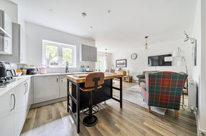Kitchen diner- click for photo gallery